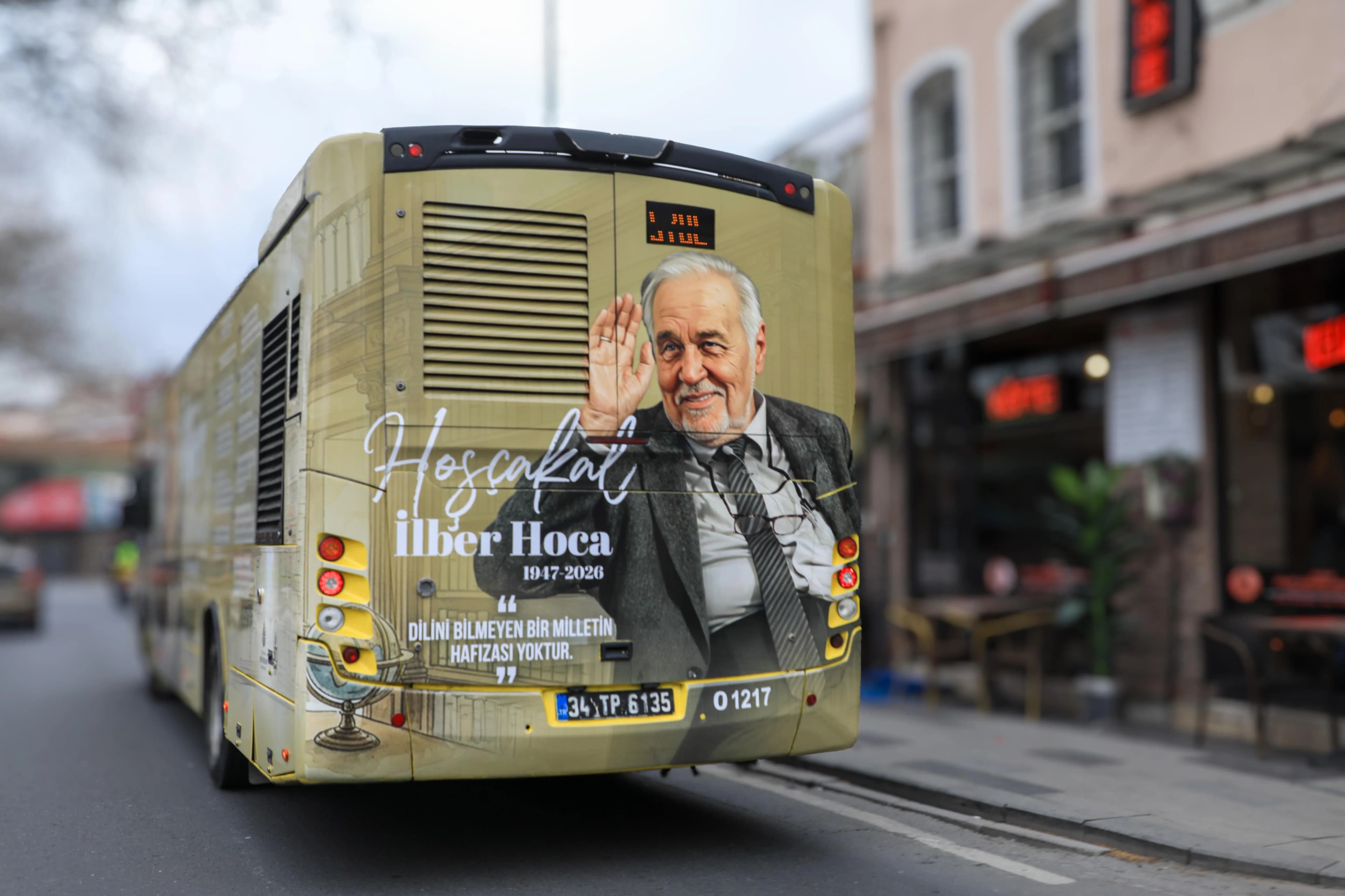 SPECIAL RESPECT BUS FROM IETT FOR İLBER ORTAYLI - 19
