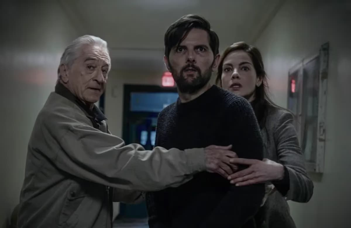 NETFLIX, BAŞROLLERİNDE ROBERT DE NIRO,  MICHELLE MONAGHAN VE ADAM SCOTT’A YER VEREN  FISILTI ADAM’IN YENİ FRAGMANINI PAYLAŞTI