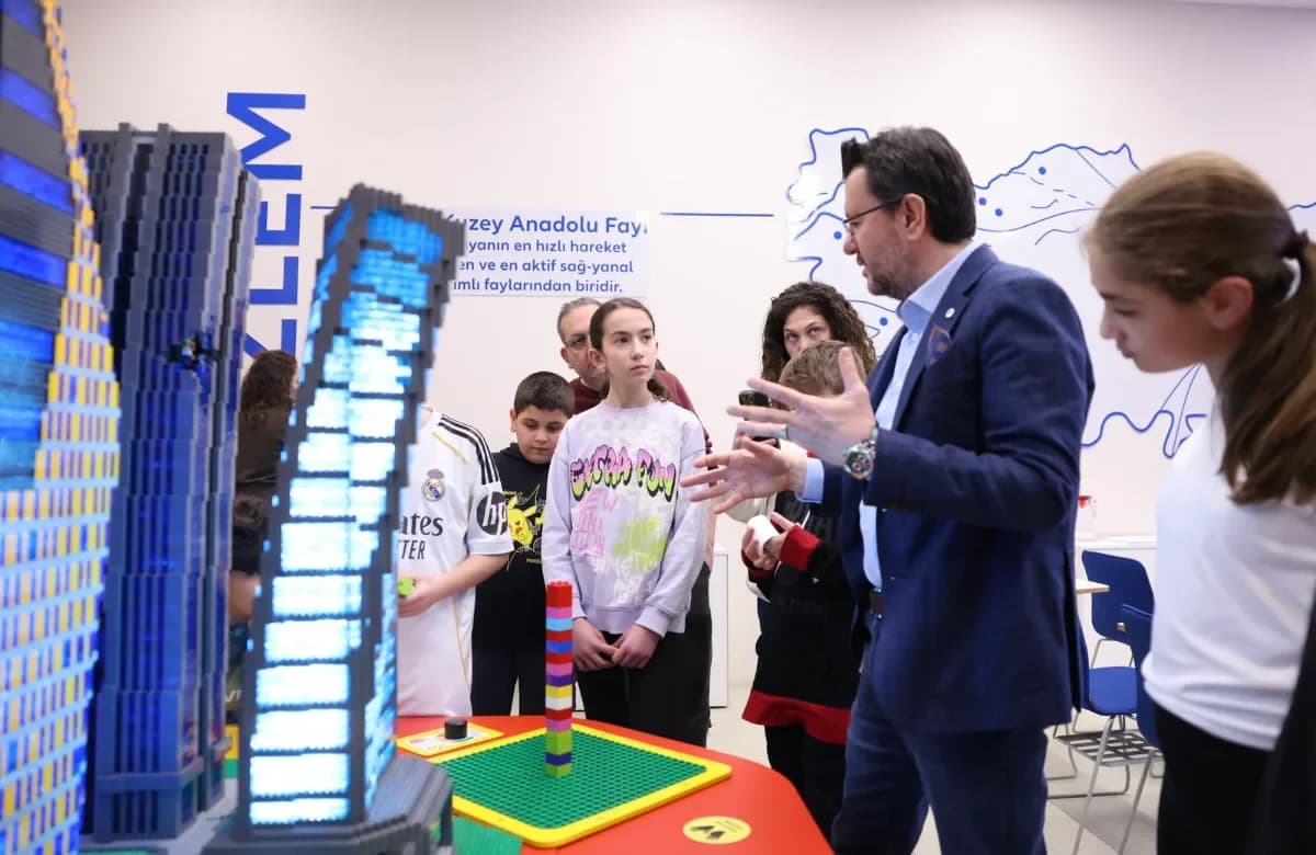 Allianz Teknik sensibilise les enfants aux catastrophes