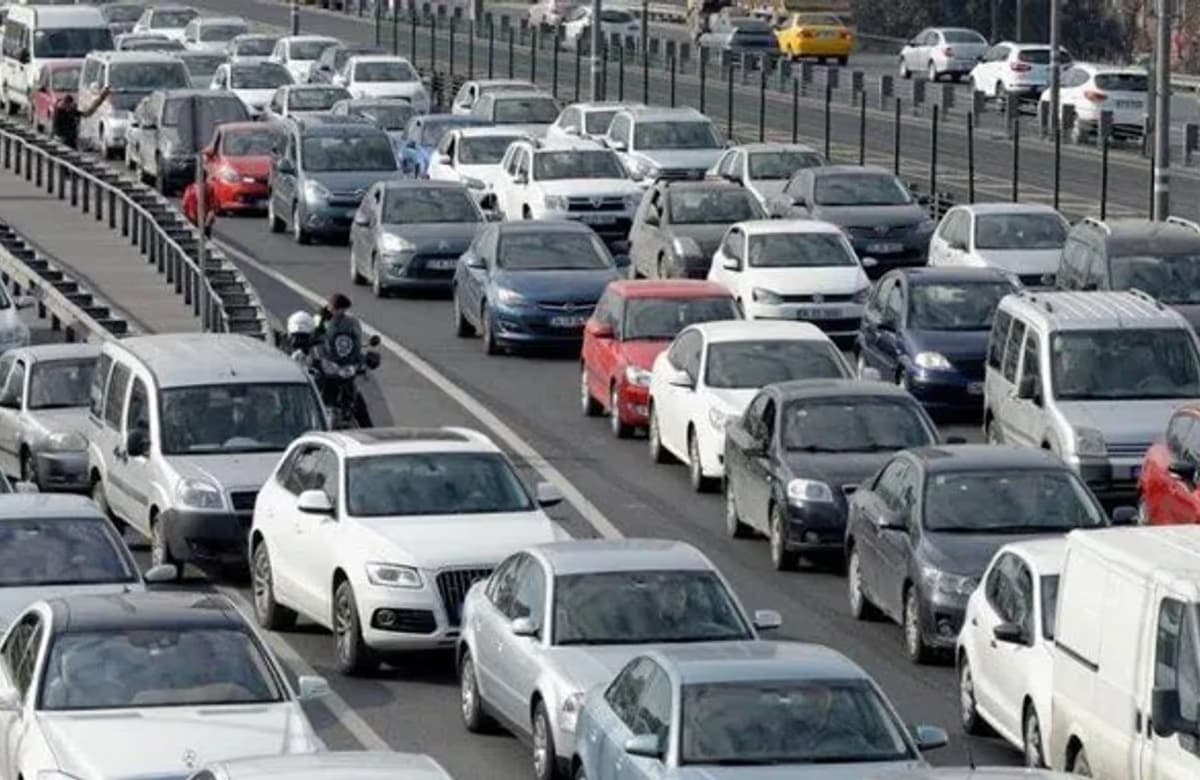 Trafikteki toplam taşıt sayısı 24 milyonu aştı