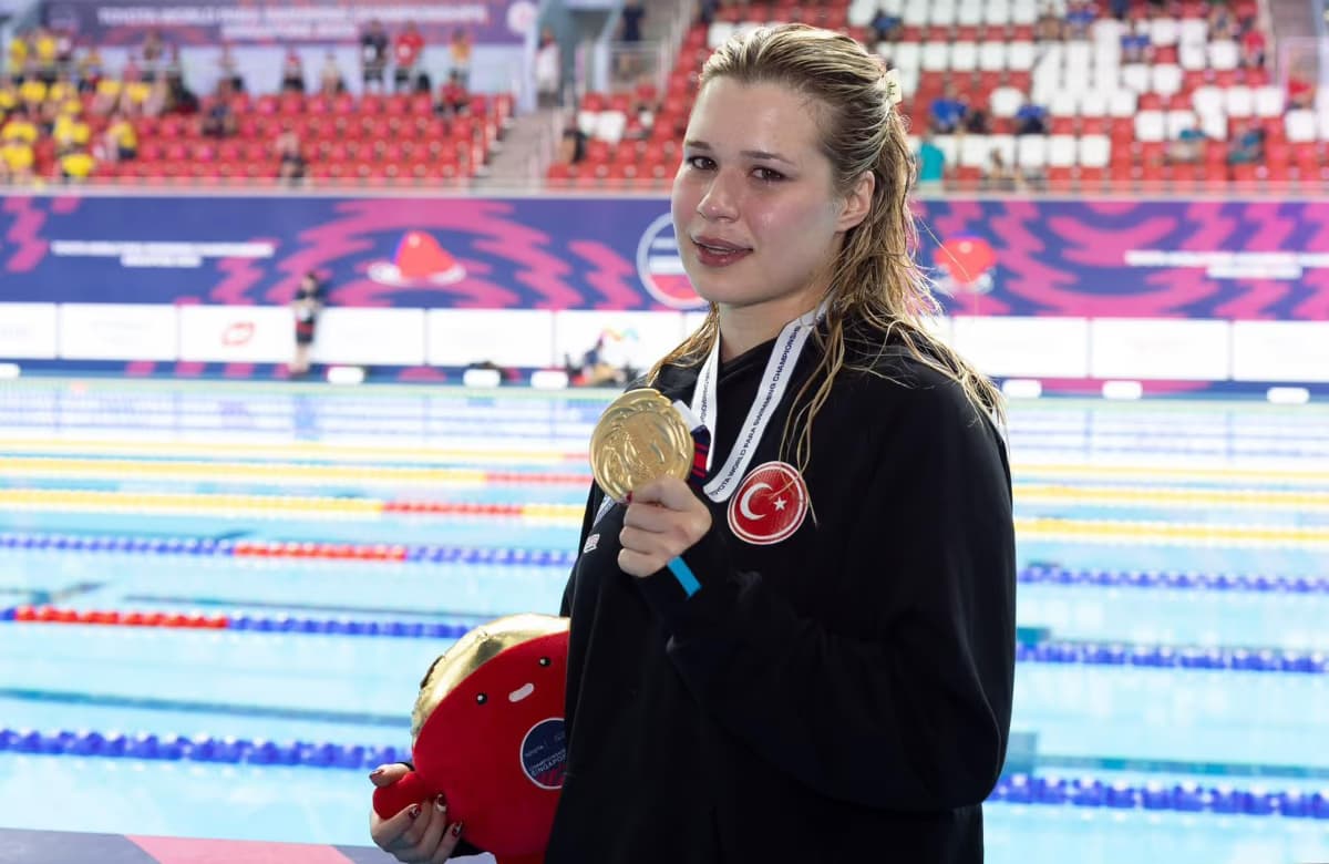 Allianz Türkiye, Türk spor tarihine geçen  Milli para yüzücü Defne Kurt’un ana sponsoru oldu