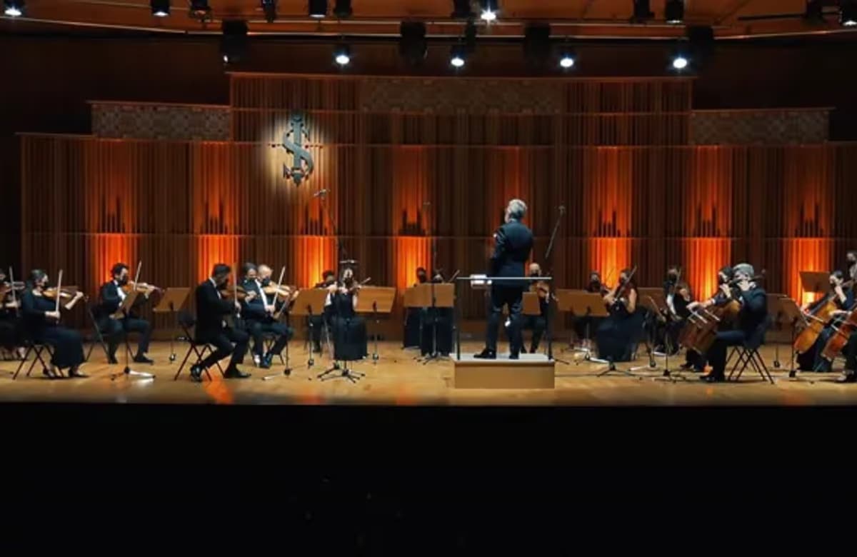 Milli Reasürans Oda Orkestrası’nın çevrimiçi konserini 145 bin müziksever dinledi