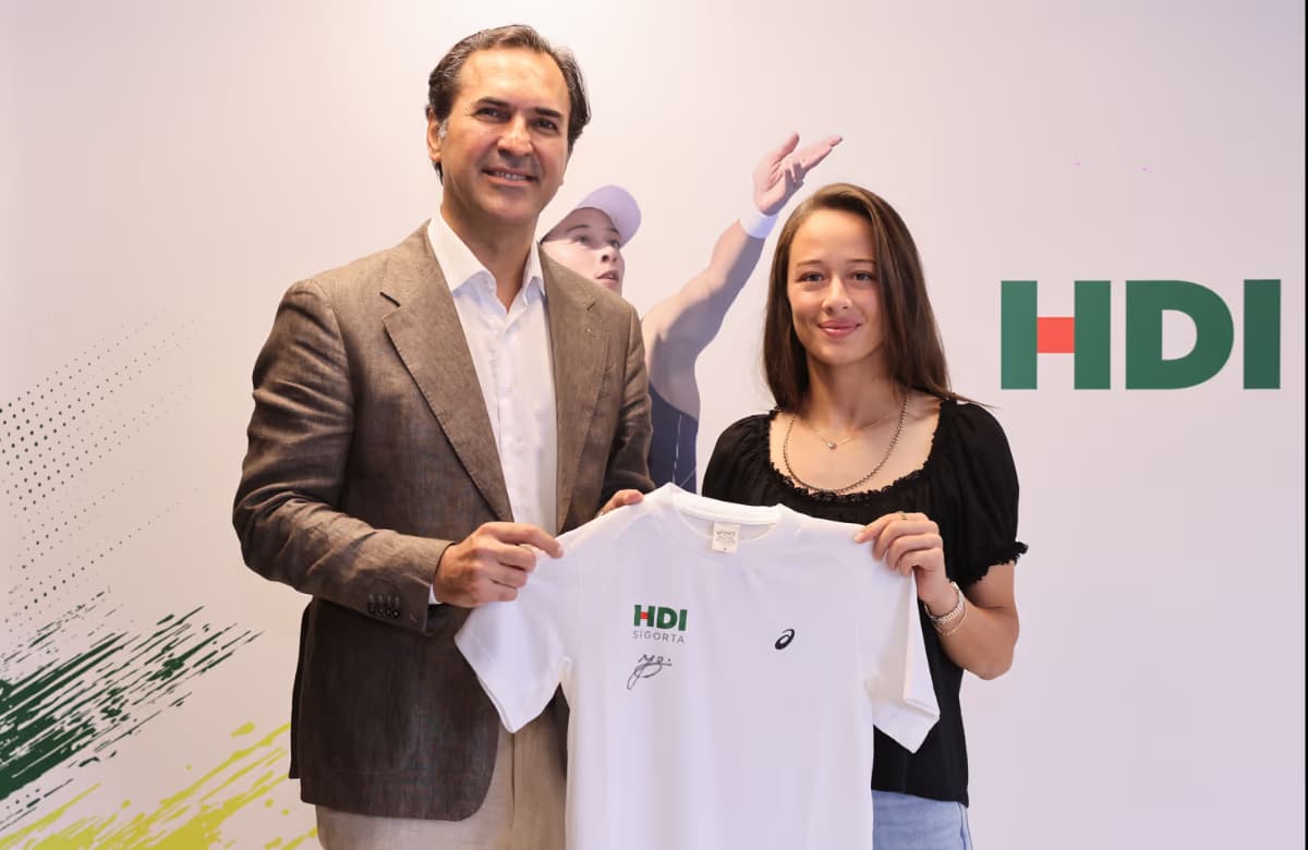 HDI SİGORTA, MİLLİ TENİSÇİ ZEYNEP SÖNMEZ’İN  ANA SPONSORLUĞUNU ÜSTLENDİ