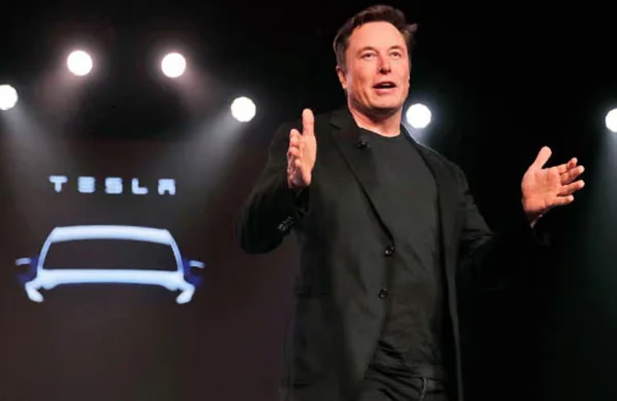 Elon Musk’ın oto sigortası programı netleşiyor