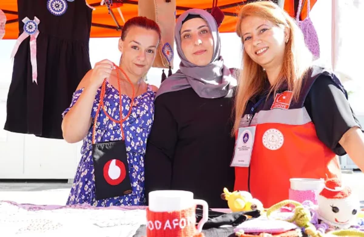 Depremzede kadınlar ‘Dijital Benim İşim’ projesi ile dijital hayata adım atacak