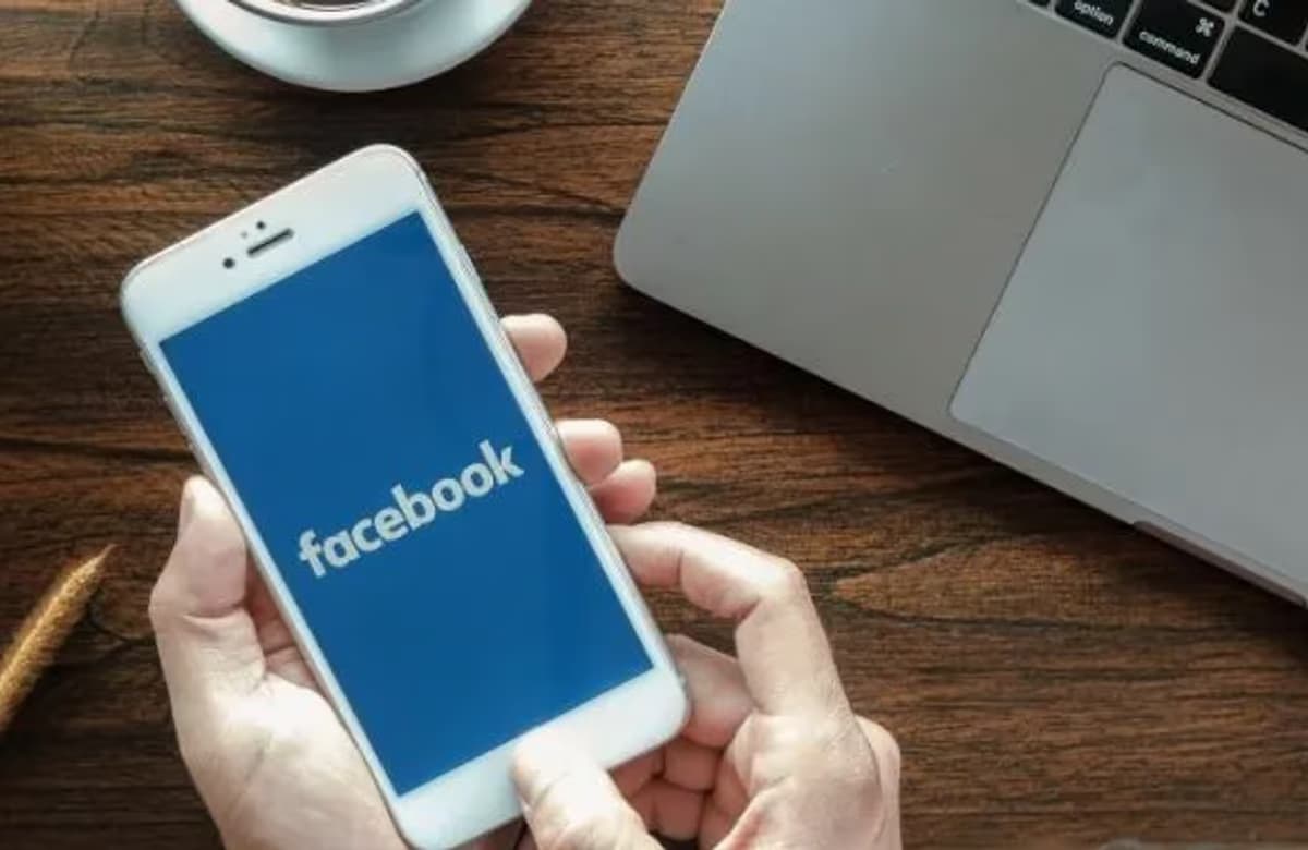 Facebook’tan koronavirüs yasağı