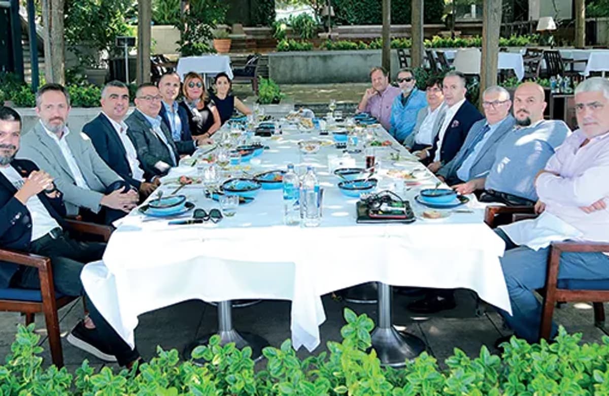 Yaza vedayı Lacivert’te Sompo Japan Sigorta ile yaptık…