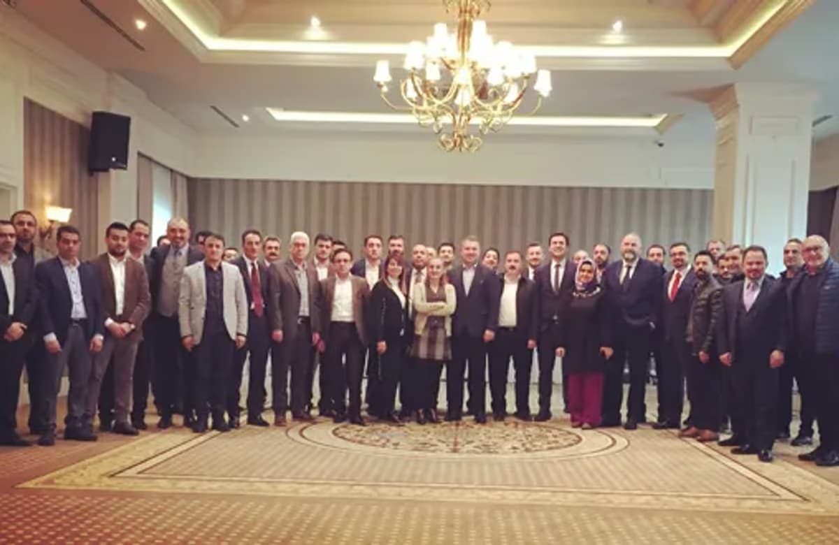 AXA Sigorta Van’daki acentelerine “Güçlü Bölge” stratejisini anlattı