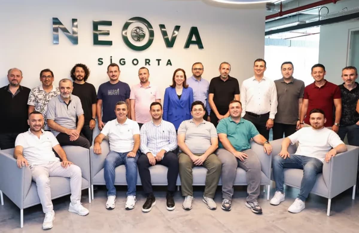 Neova Sigorta’dan dijital gelişim için şirket içi eğitim programı: Dijital Düşün’üyorum