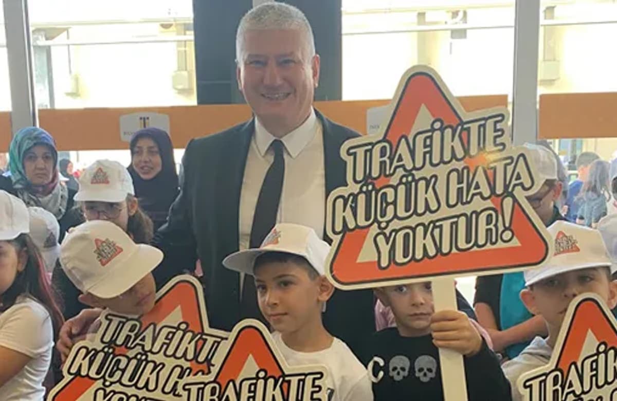 Quick Sigorta “Trafikte Küçük Hata Yoktur” projesi ile öğrencilerin yanında