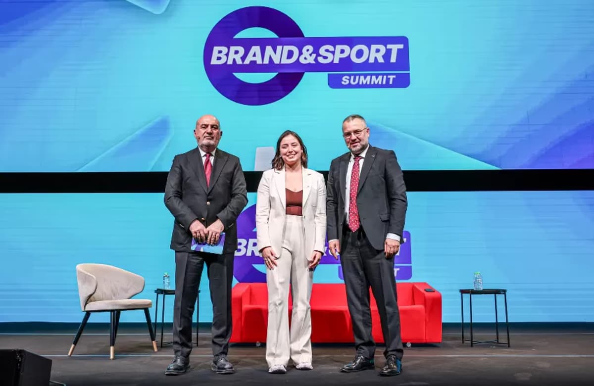 AXA Sigorta Brand&Sport Summit’te sporun ilham veren hikâyelerini ve değer ortaklıklarını anlattı