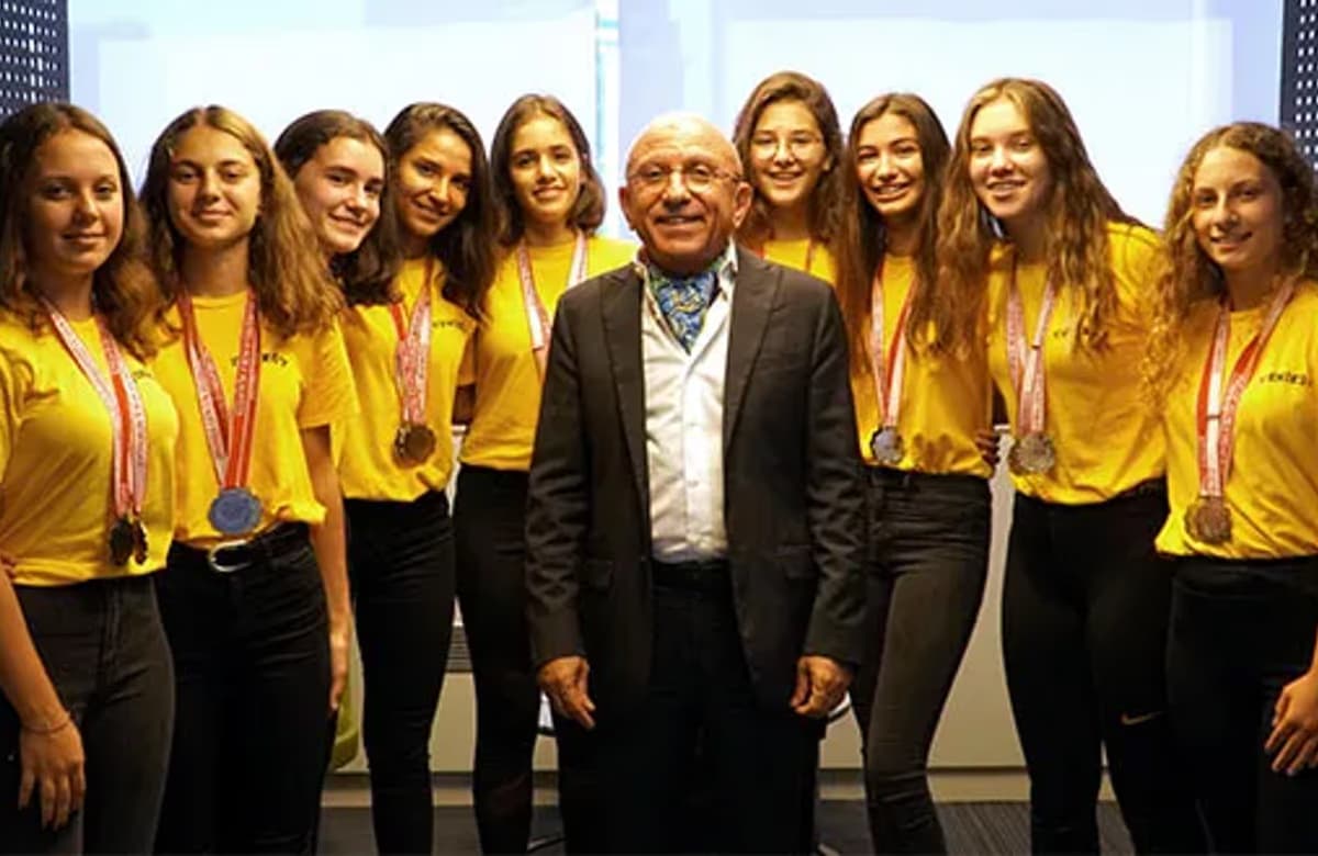 Quick Sigorta şampiyonları ağırladı