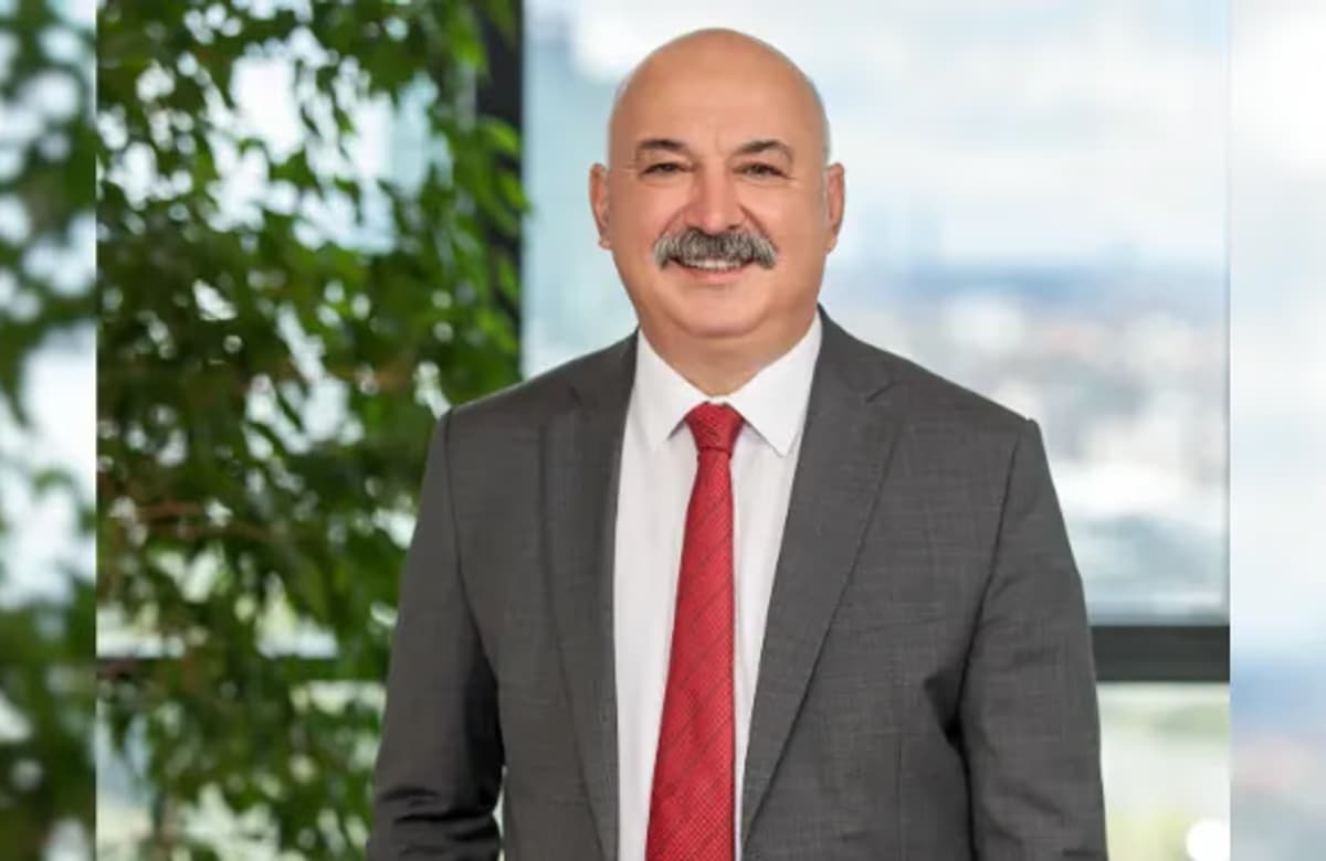 Uğur Gülen yeniden TSB başkanı seçildi