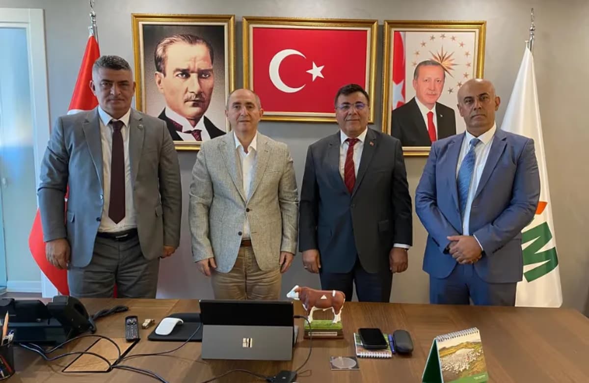 Türkiye Damızlık Sığır Yetiştiricileri Merkez Birliği’nden TARSİM’e ziyaret