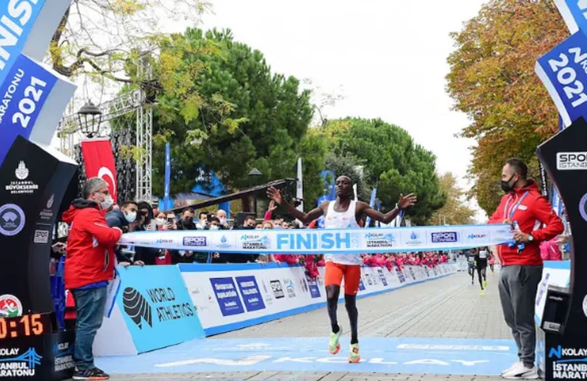NN Koşu Takımı Sporcusu İstanbul Maratonu’nun şampiyonu oldu