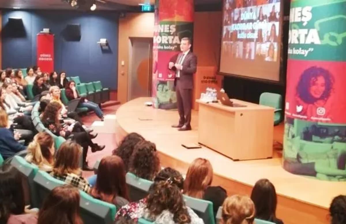 Güneş Sigorta, Dünya Kadınlar Günü’nü çalışanlarıyla kutladı