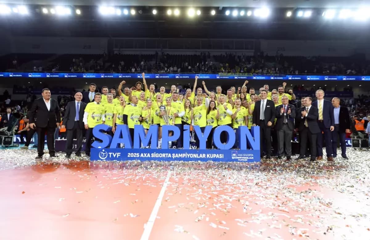 2025 Kadınlar AXA Sigorta Şampiyonlar Kupası’nın sahibi Fenerbahçe Medicana oldu