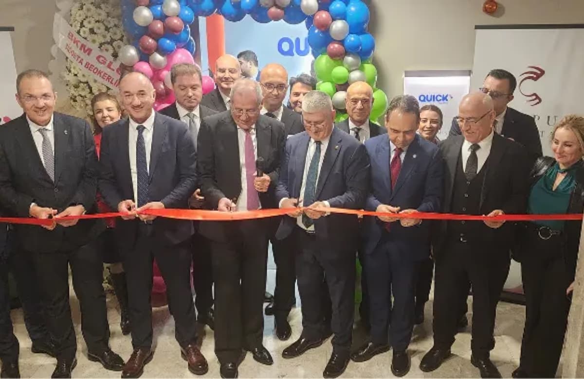 Maher Holding Sigorta Grubu İç Anadolu Bölge Müdürlüğü’nün yeni ofis açılışında acenteleriyle bir araya geldi