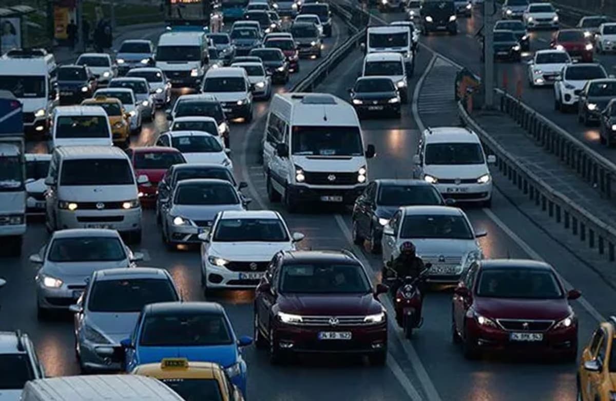 Tüketici araç tercihinde fiyat ve yakıt ekonomisine bakıyor