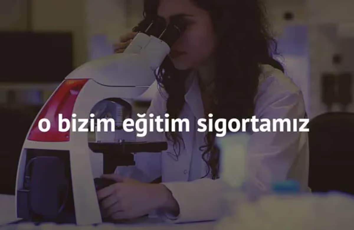 Demir Sağlık, geleceğimizin sigortası olan gençlerin bayramını reklam filmiyle kutluyor