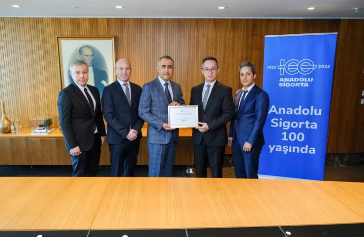 Anadolu Sigorta’ya İstanbul Defterdarlığı’ndan teşekkür belgesi