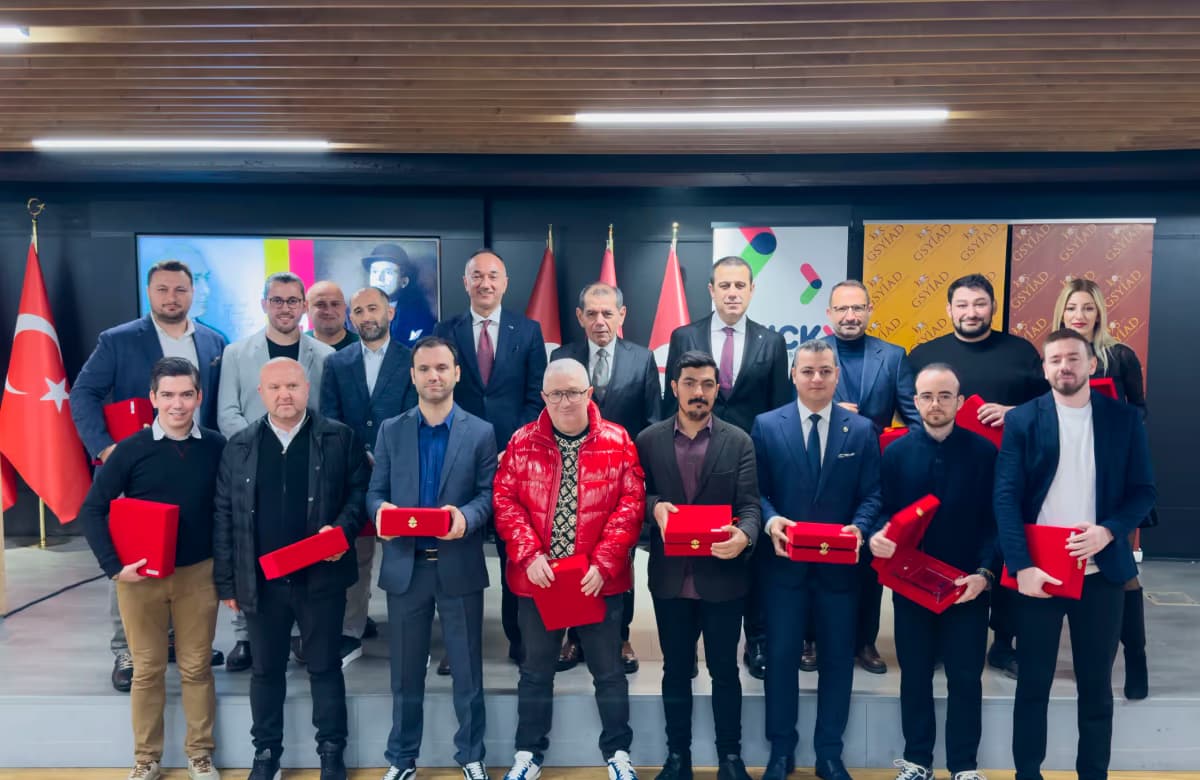 Quick Sigorta sponsorluğundaki Sarı Kırmızı Kareler Fotoğraf ve İçerik Yarışması sonuçlandı