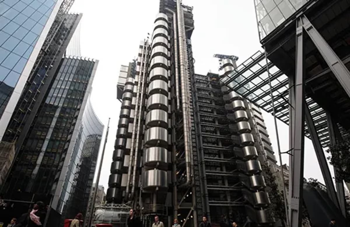 Lloyd’s of London 2 yılın ardından kâr etmeye başladı