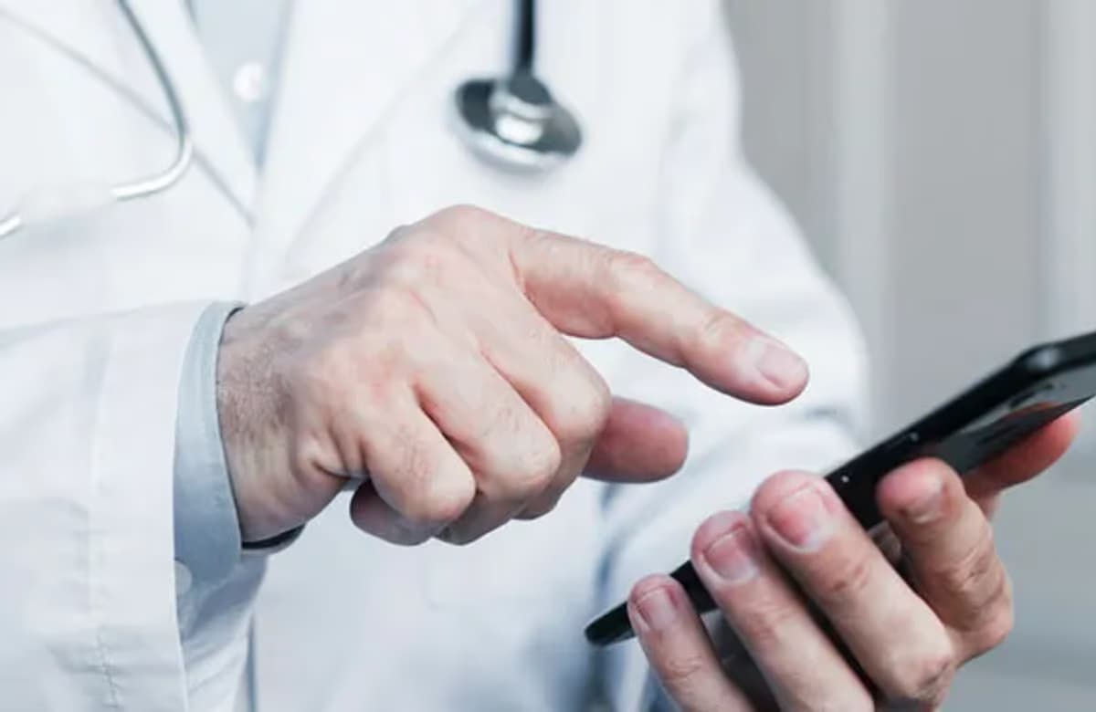 Doktorlara soru sormanın en kolay yolu AXAFit’te