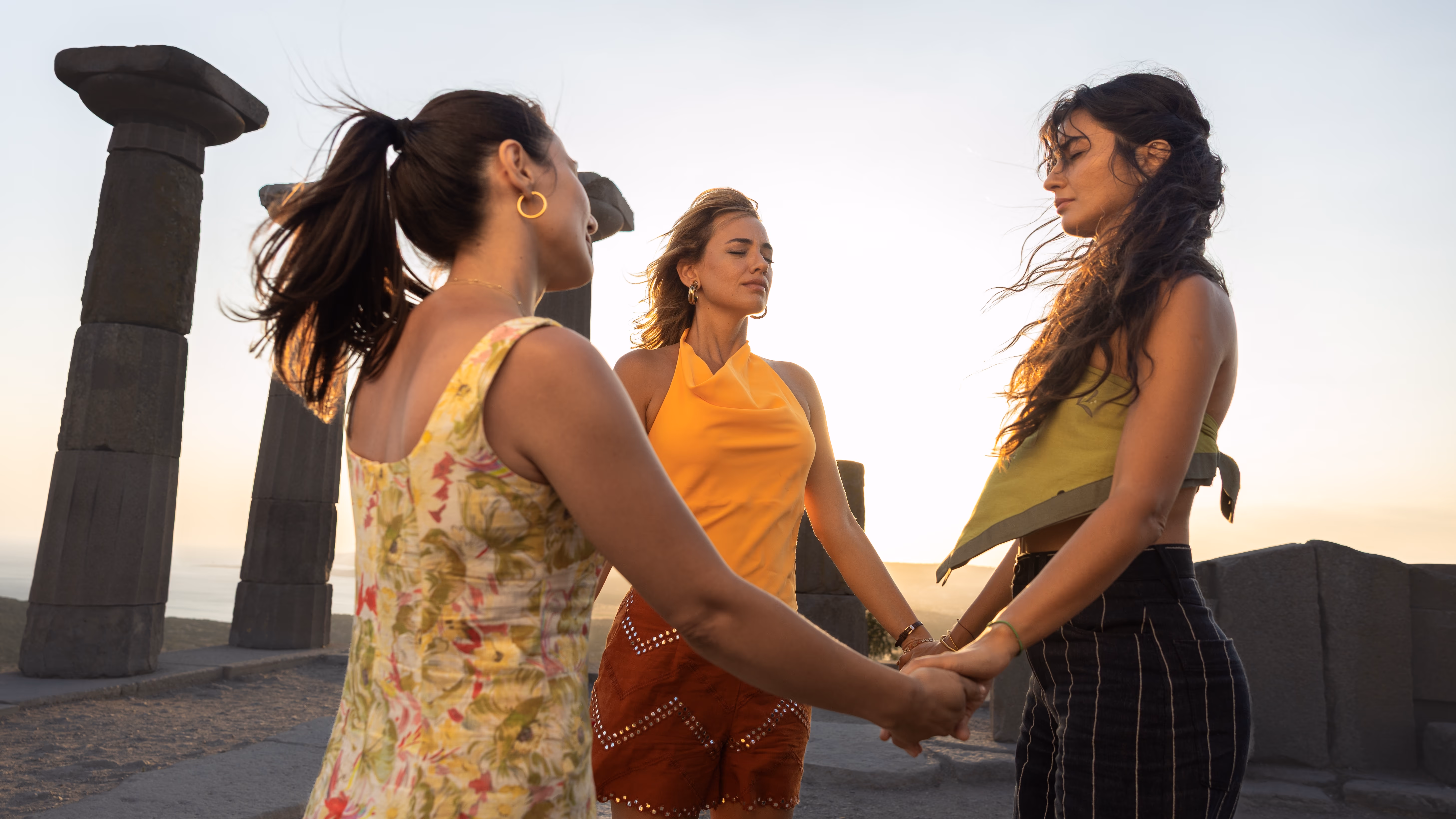 NETFLIX, ZEYTİN AĞACI’NIN  FİNAL SEZONUNUN FRAGMANINI YAYINLADI - 8