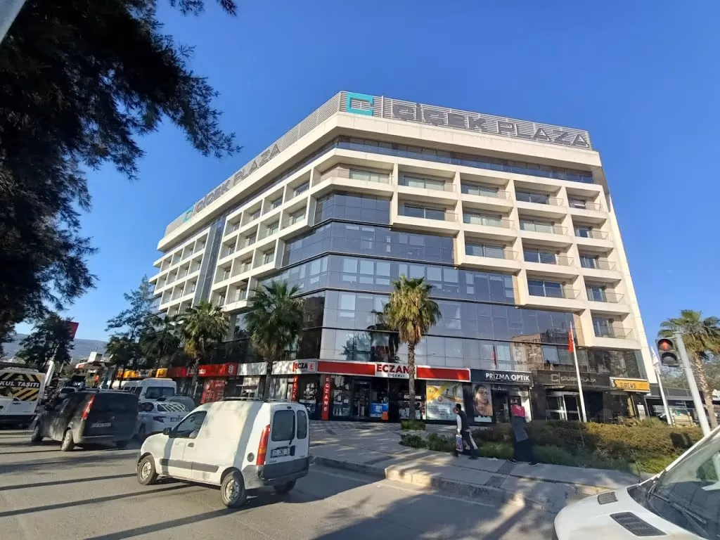 Aveon Global İzmir Bölge Ofisi’ni görkemli bir törenle açtı