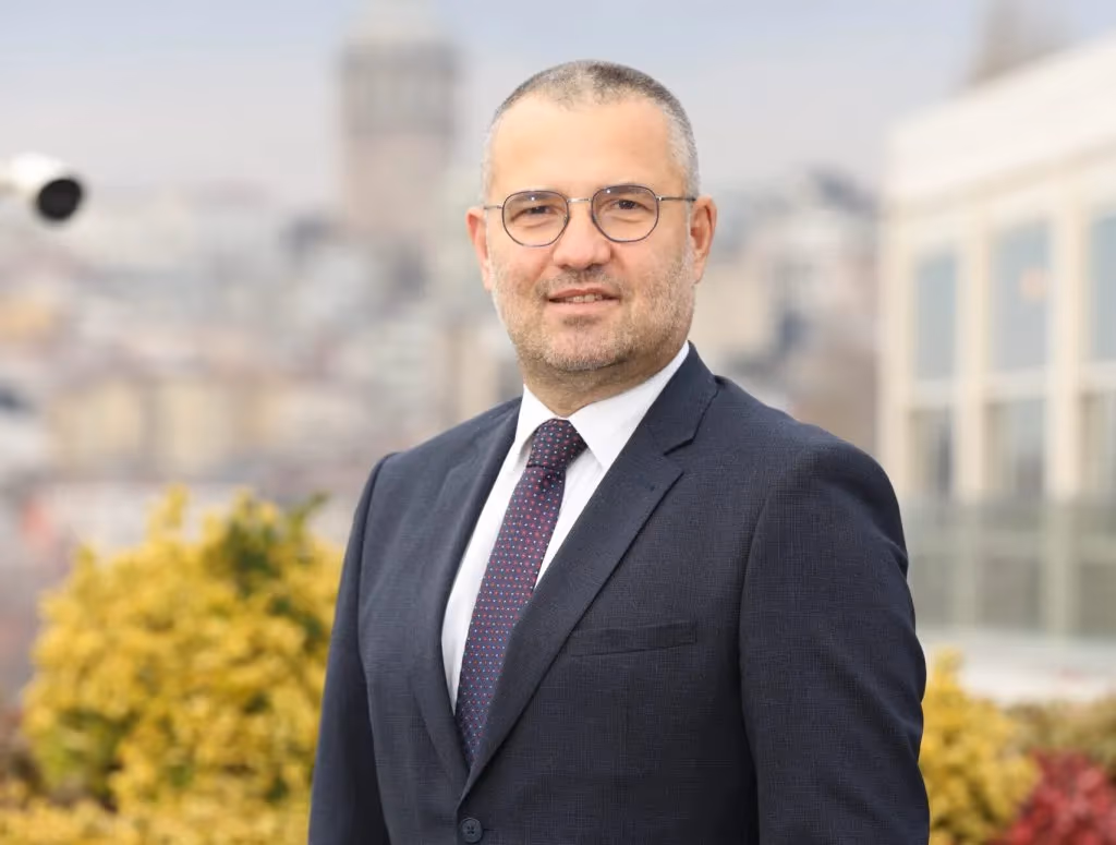 Duraklayan poliçe üretimine tamamlayıcı sağlık desteği