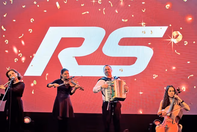 RS Servis 14 bin 600 metrekarelik yeni yerinde