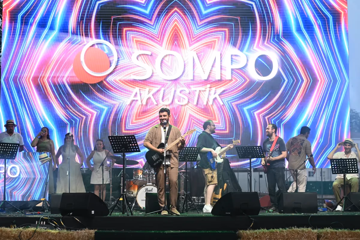 Sompo Sigorta geleneksel yaz partisinde yeni çalışan markasını duyurdu