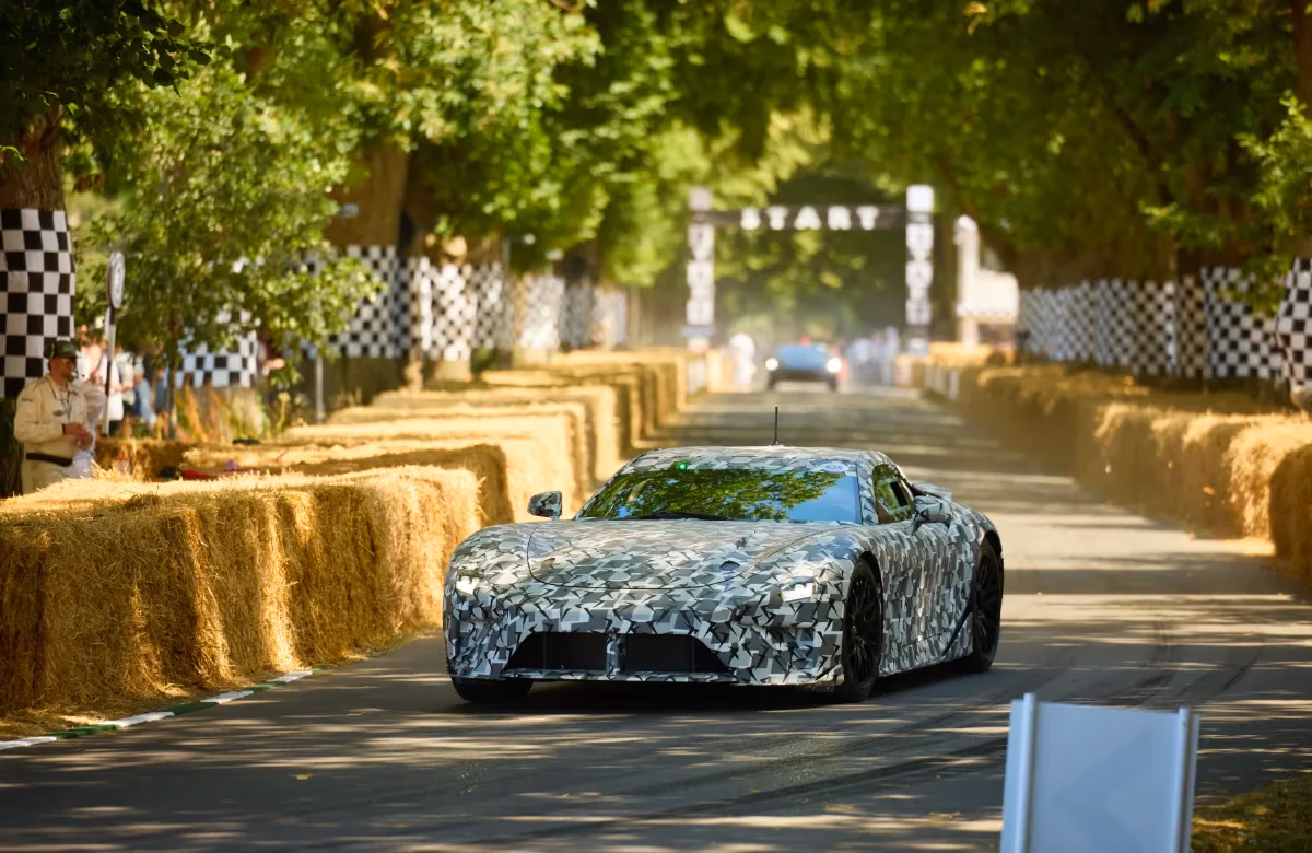 Lexus, Goodwood Hız Festivali’nde LFA Concept ile Sürpriz Yaptı