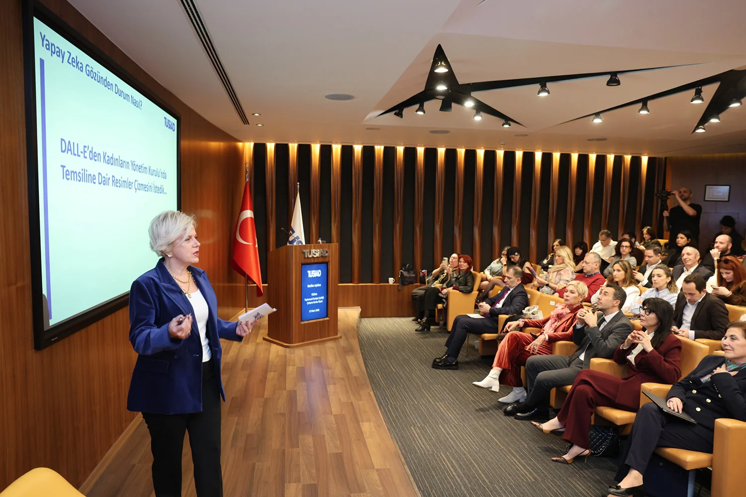 Melike Ayköse