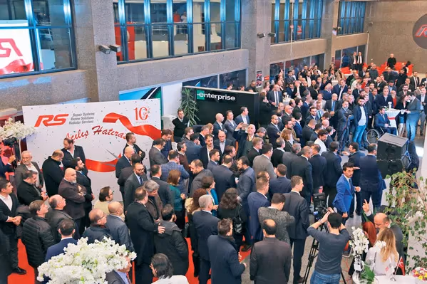 RS Servis 14 bin 600 metrekarelik yeni yerinde