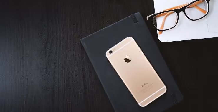 Apple, eski iPhone’u olanlara 25 dolar ödeyecek