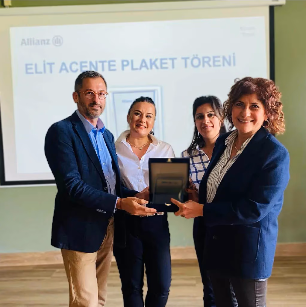 Allianz Trade Acenteleri “Değişime Liderlik Etmek” için buluştu